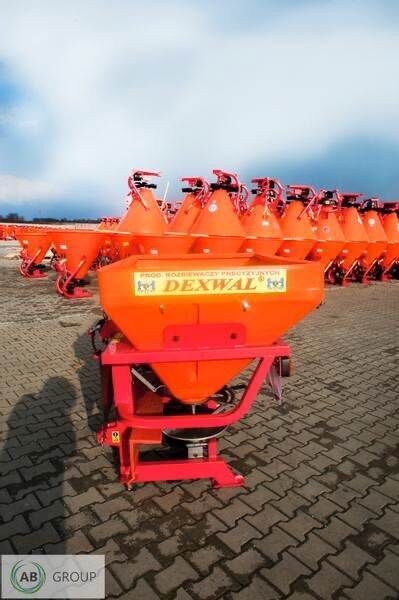 Dexwal Tornado Duo 850 l mounted fertilizer spreader